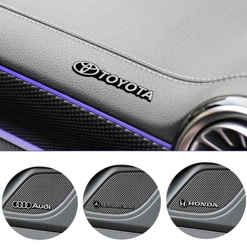 3D automobilová dekoratívna nálepka